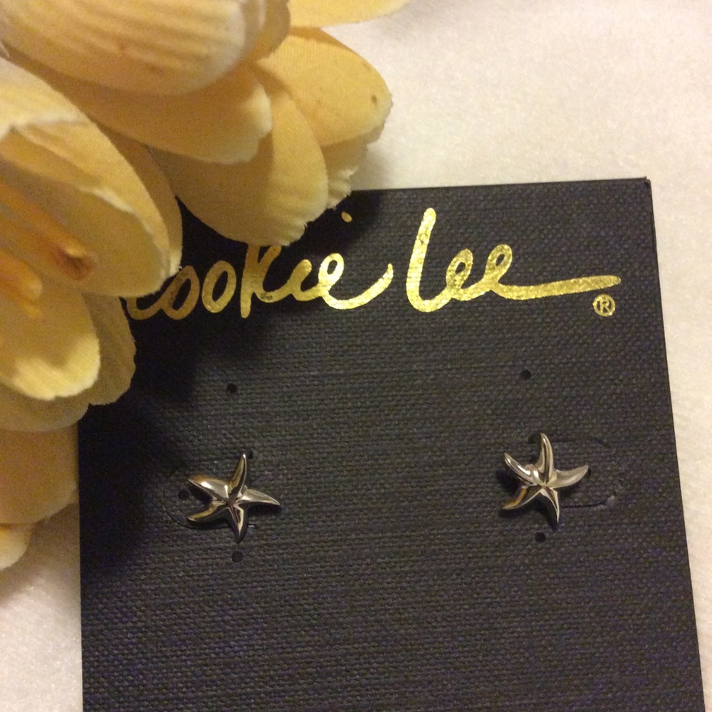 Cookie lee Star Earrings.